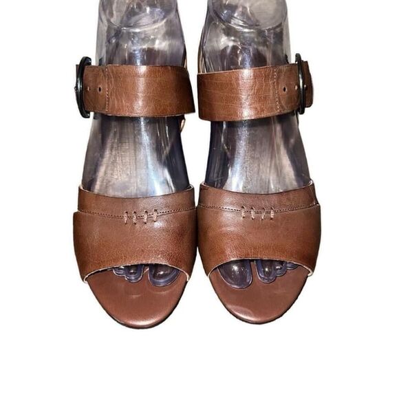Women's Circa Joan & David Brown Leather Sandals Size 7M - Picture 1 of 7